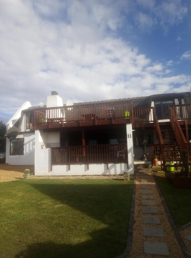 Chilli Moon B&B Stilbaai Eksteriør billede