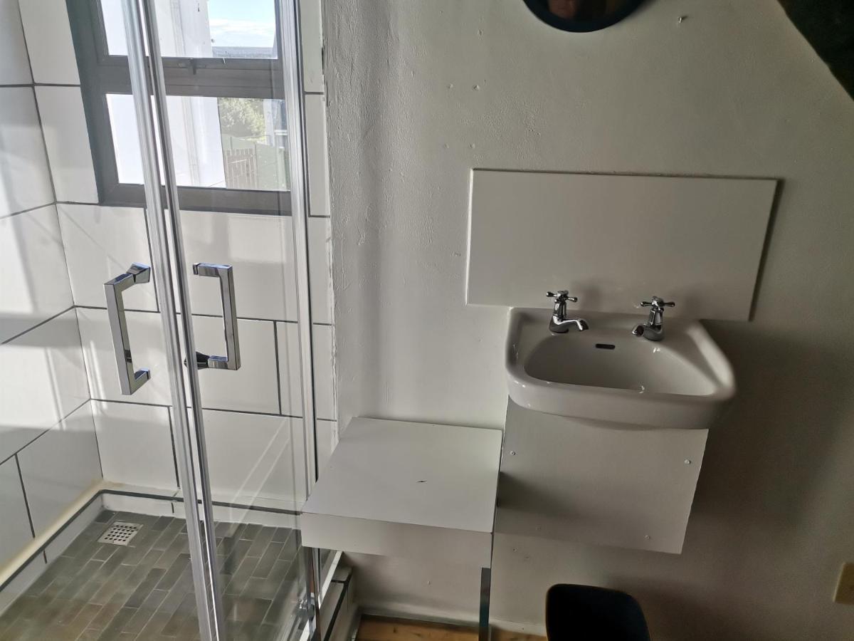 Chilli Moon B&B Stilbaai Eksteriør billede